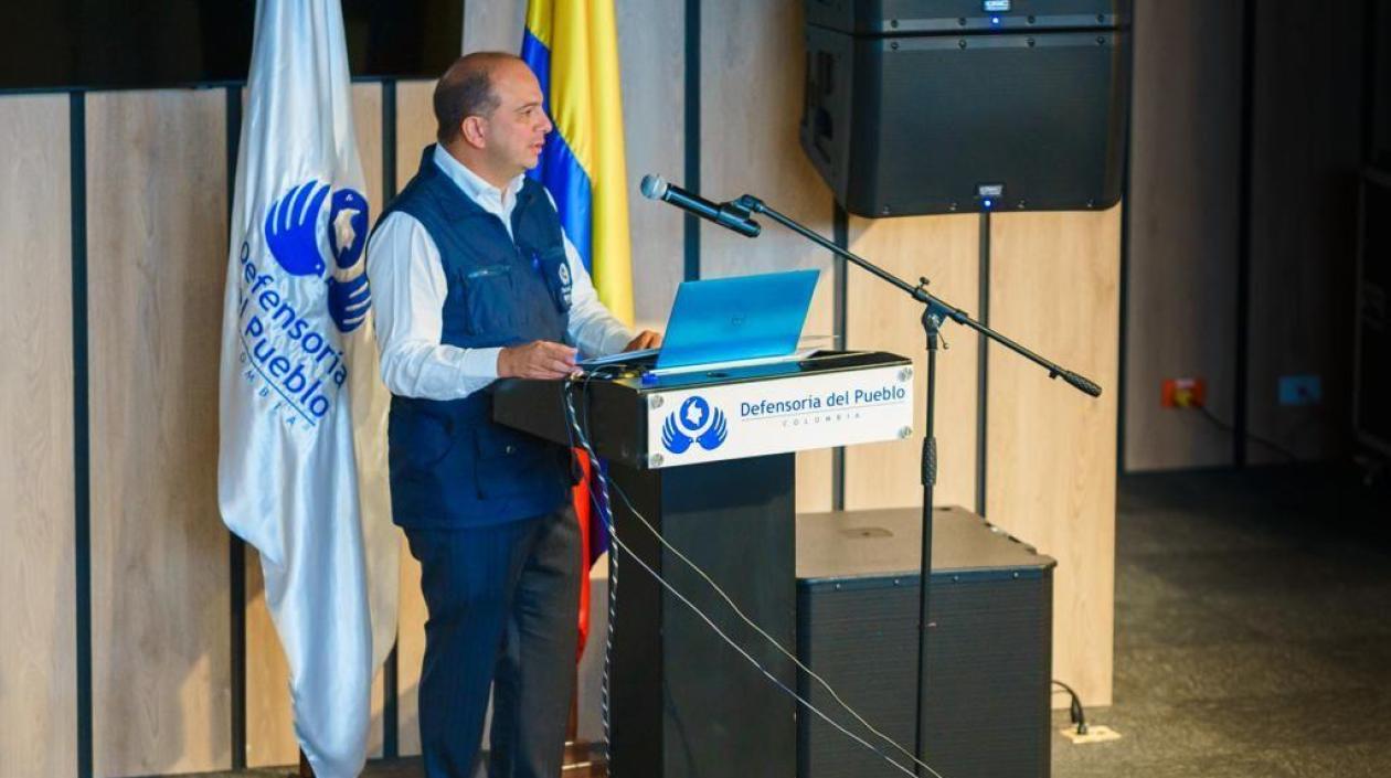 El Defensor Carlos Camargo, presenta informe de tutelas.