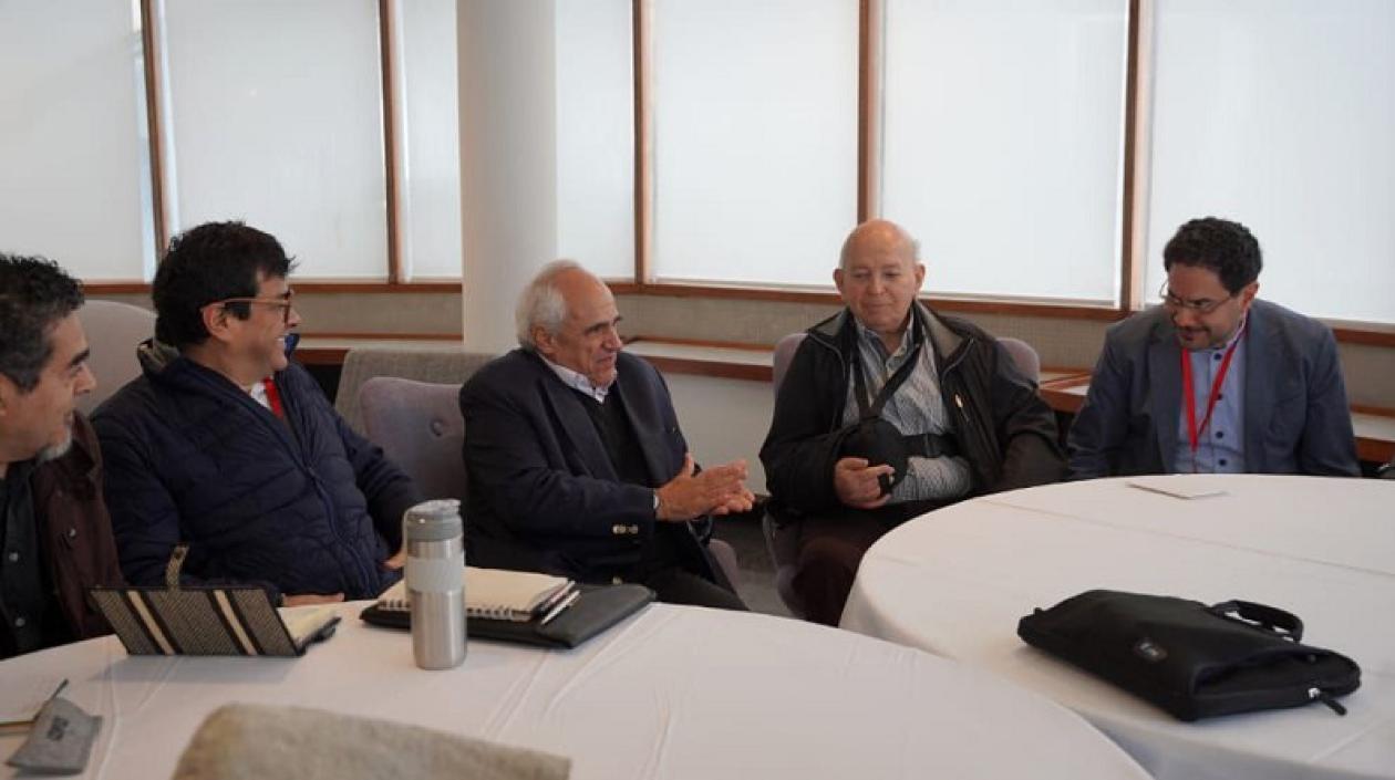 Negociadores del Gobierno y el ELN