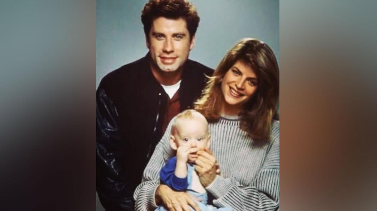 Kirstie Alley junto a John Travolta en la película "Mira quién habla", de 1989