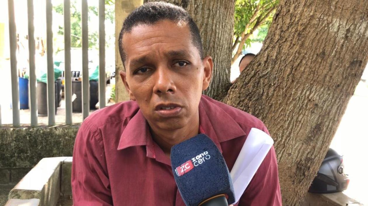 Néstor Romero Valega.