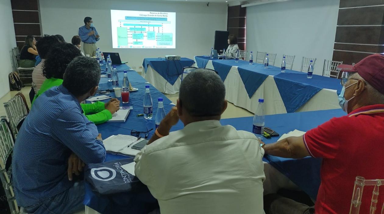 Reunión de la Contraloría con veedurías de la Ciénaga Grande