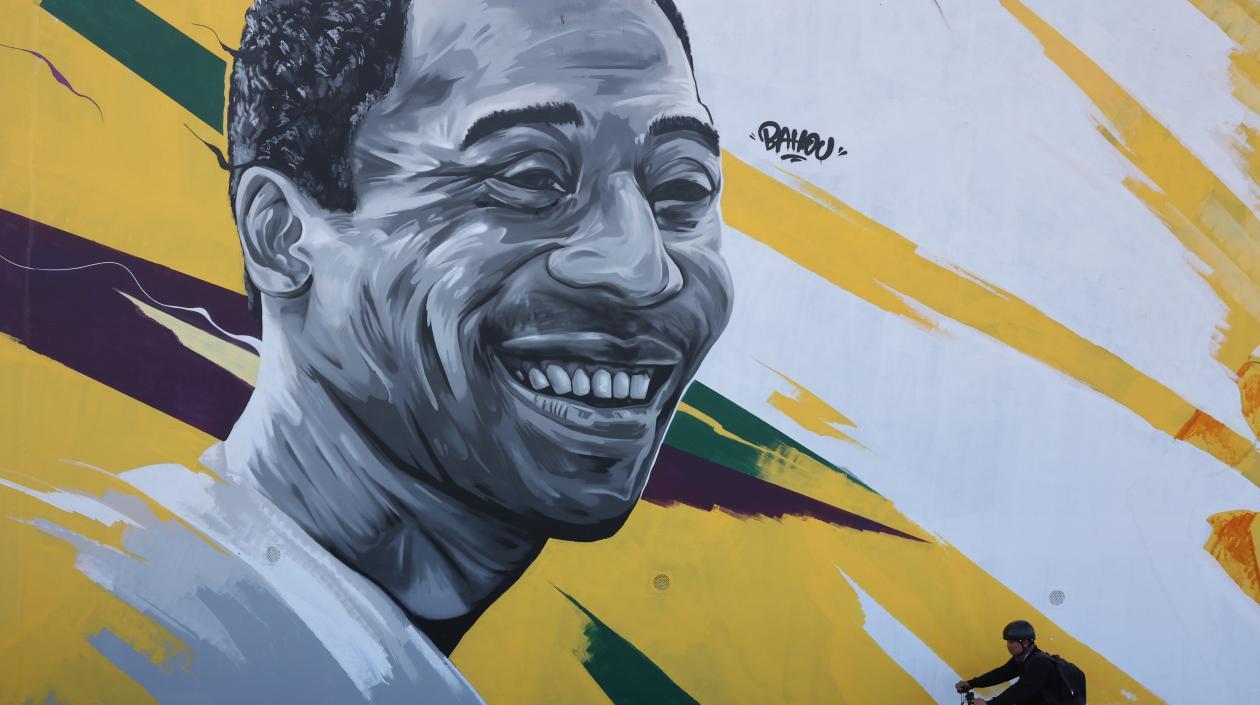 Pelé sigue siendo objeto de homenajes en todo el mundo.