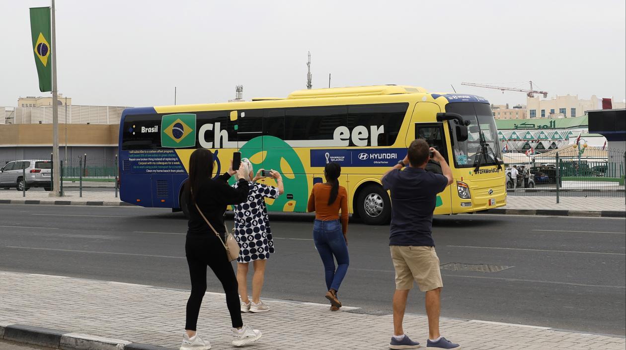 La selección brasileña salió el domingo de Doha y se disolvió en Londres.