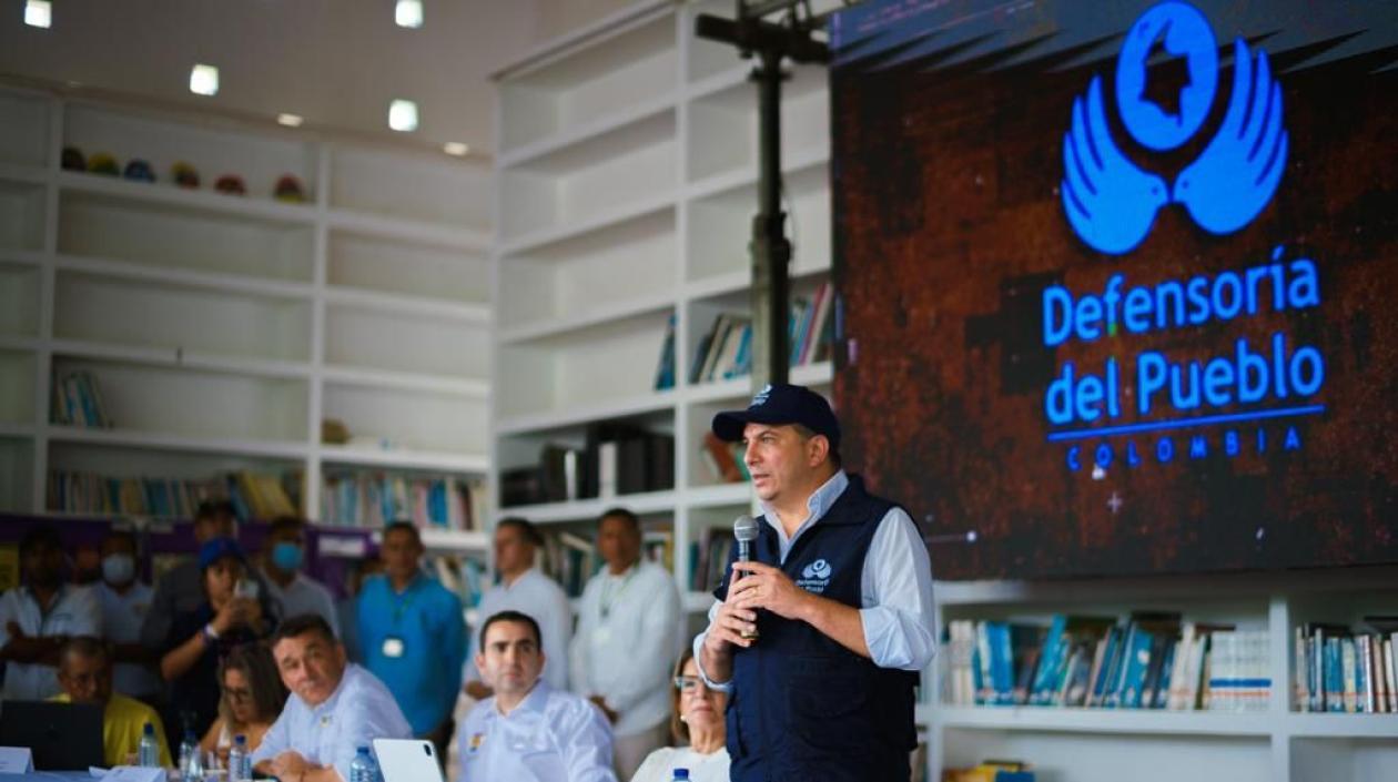 Carlos Camargo, Defensor del Pueblo. 