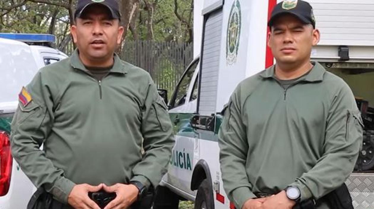 Los dos técnicos antiexplosivos que resultaron muertos en el atentado. 