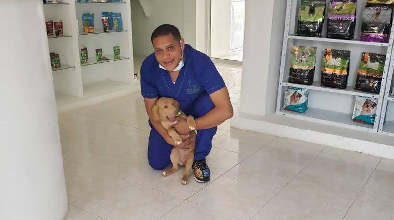 Alex Rodríguez Villegas, médico veterinario