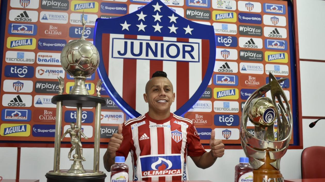 Vladimir Hernández firmó por un año con Junior.