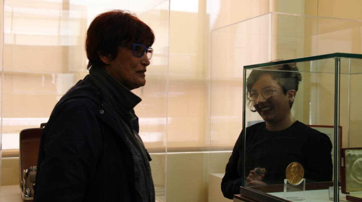 La Ministra de Cultura en la Biblioteca Nacional.