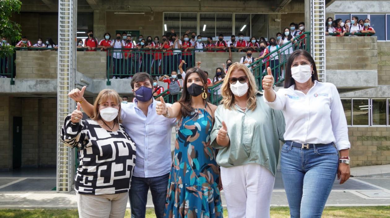 Imagen de las entregas de las obras.