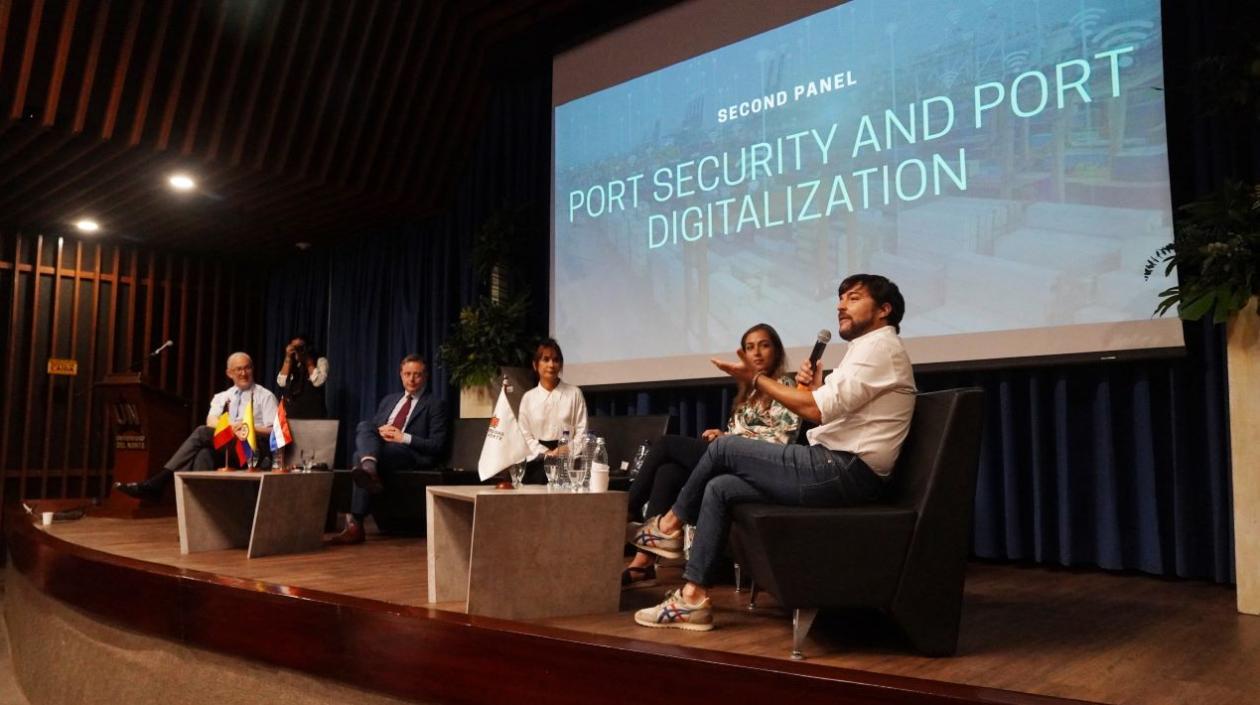  Durante la visita oficial de la delegación de Países Bajos y Bélgica, los mandatarios de las ciudades resaltaron proyectos como la Zona Portuaria de Aguas Profundas de Barranquilla.