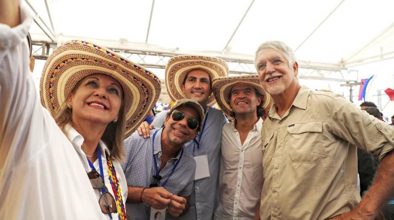 Los precandidatos de Equipo por Colombia.