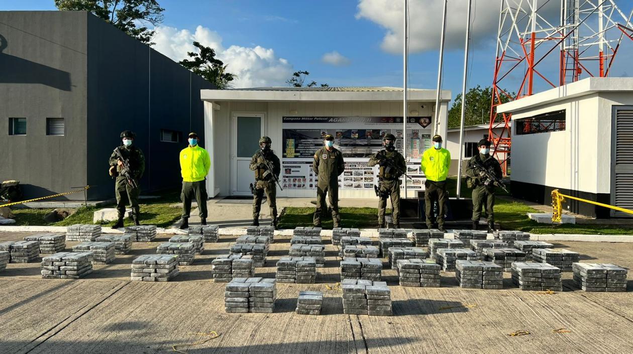 El cargamento supuestamente era de propiedad del grupo criminal Clan del Golfo.