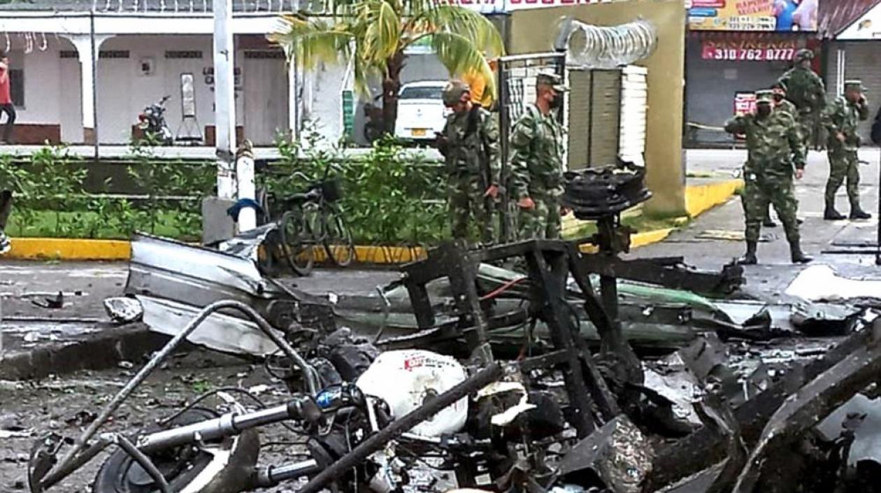 Destrozos causados por la explosión.