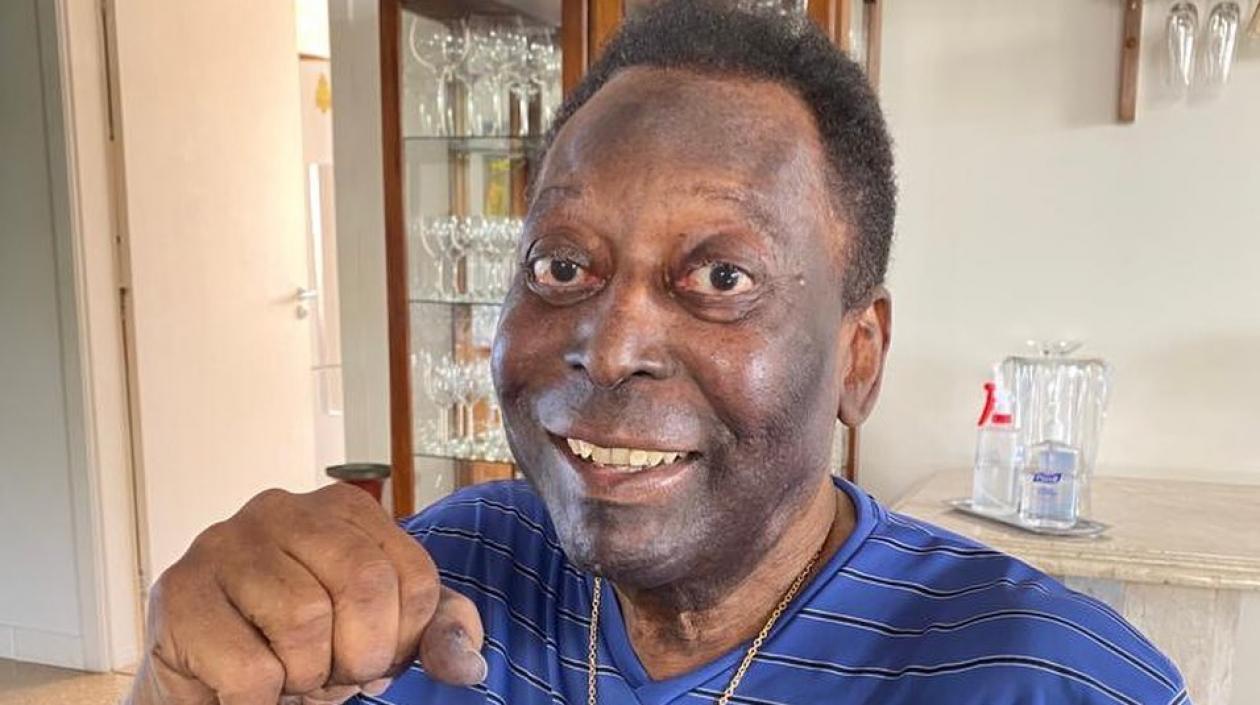 Pelé compartió esta foto en redes sociales. 
