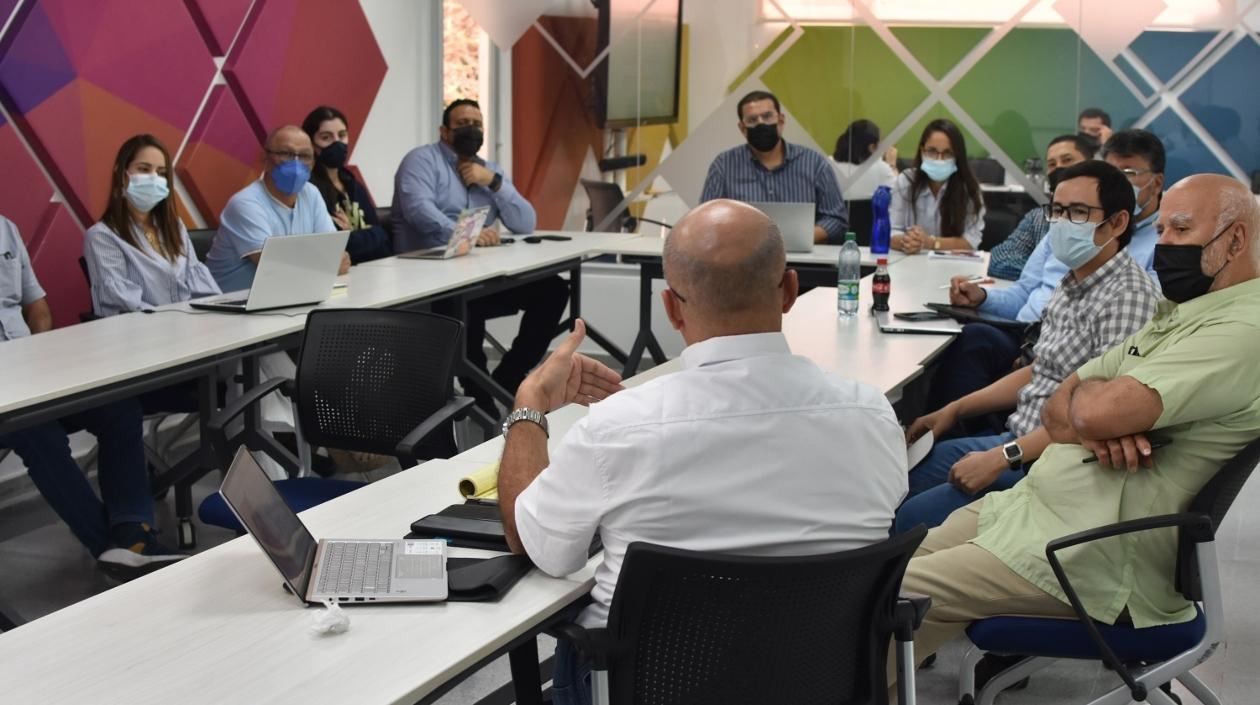 Imagen de la reunión entre las dos universidades.