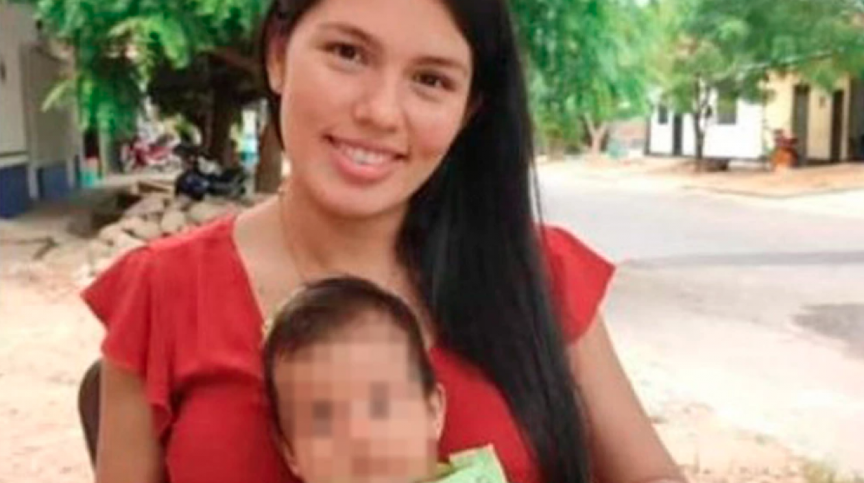 Maira Umbarila y su bebé de tres meses.