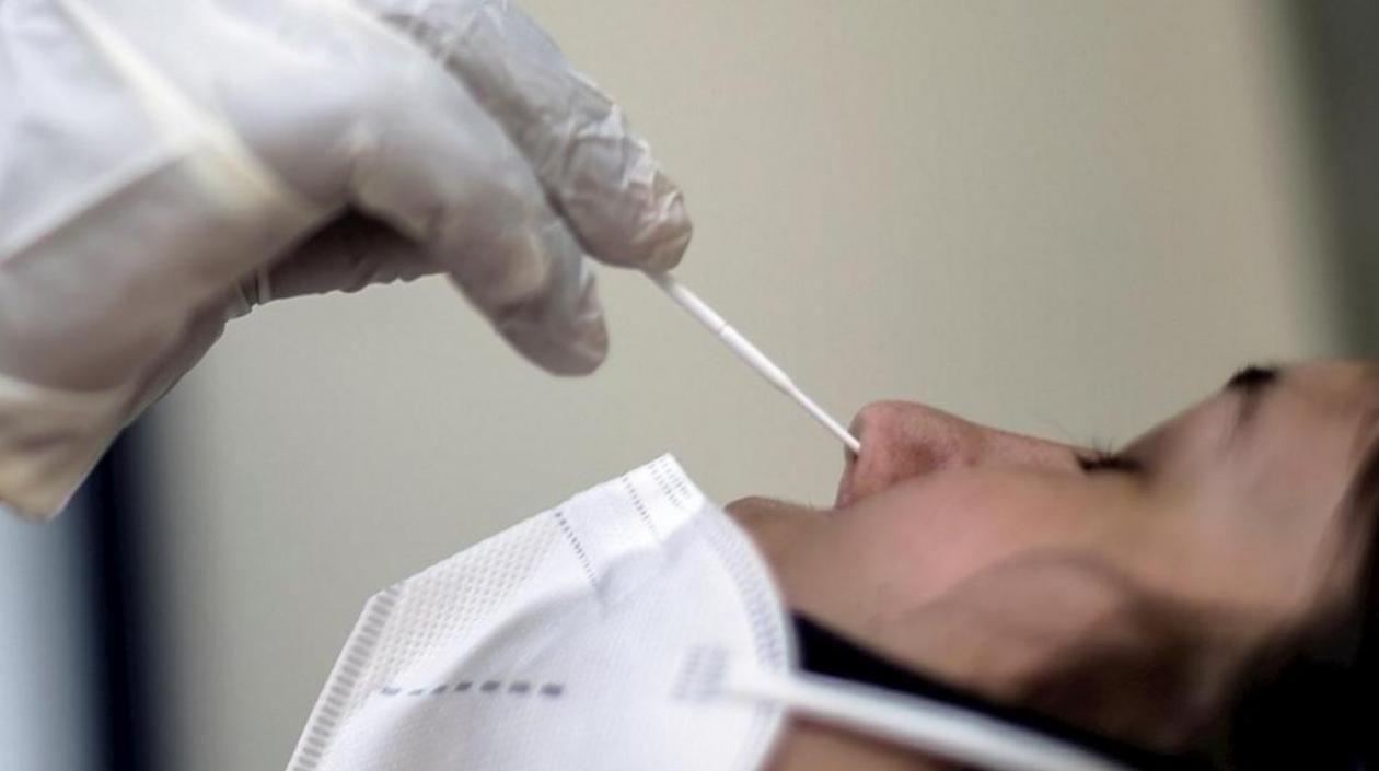 Las pruebas de Covid-19 en Colombia siguen haciéndose para detectar casos.