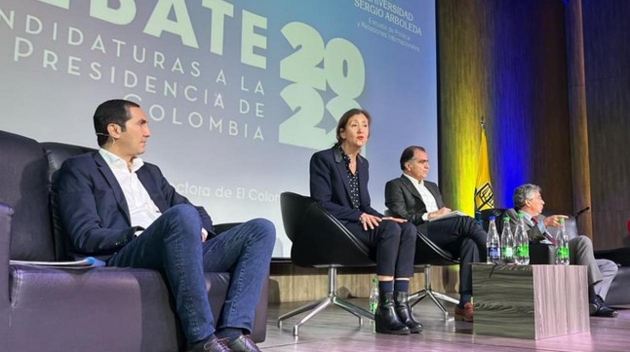 Ingrid Betancourt en el foro de la Universidad Sergio Arboleda.