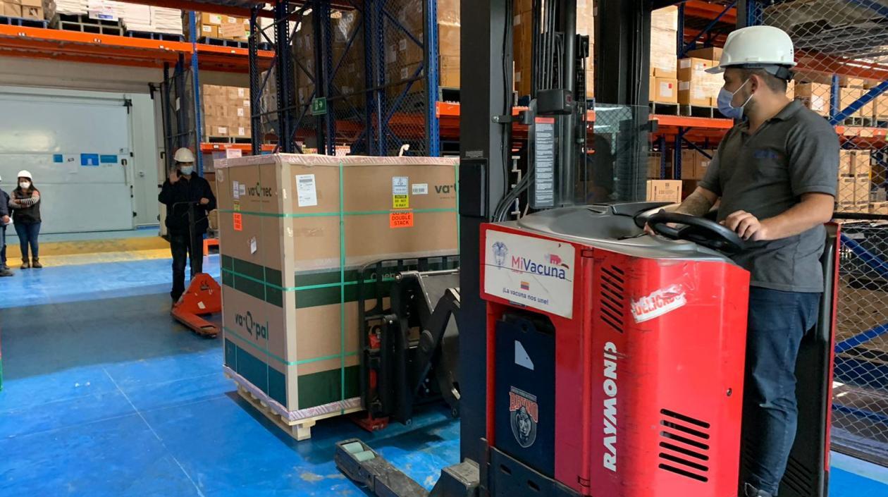 Imagen de las vacunas que llegaron.