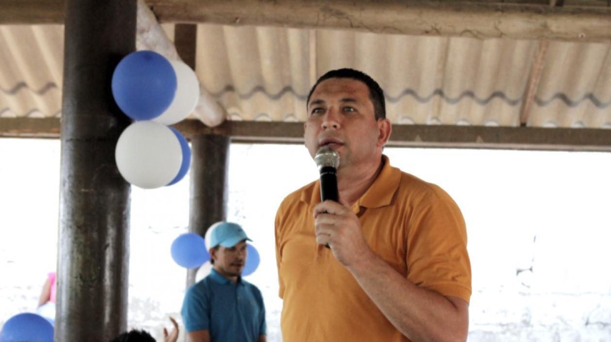 El Senador Laureano Acuña, sigue en el 'ojo del huracán'.