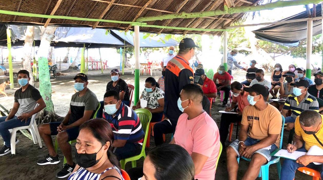 Expertos de la Dimar durante la capacitación.