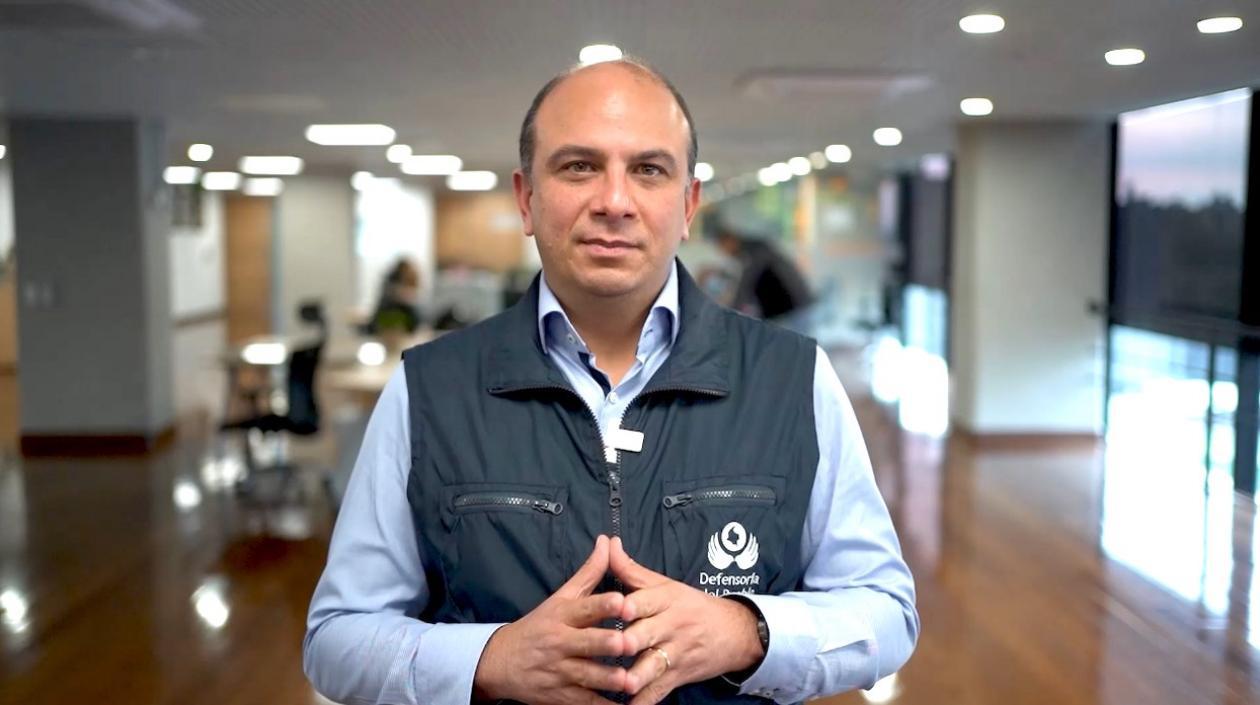 Carlos Camargo, Defensor del Pueblo.