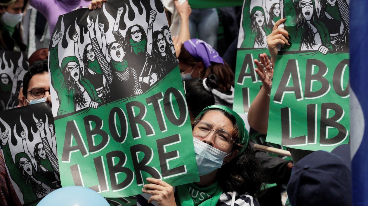 Manifestante proaborto en Colombia.