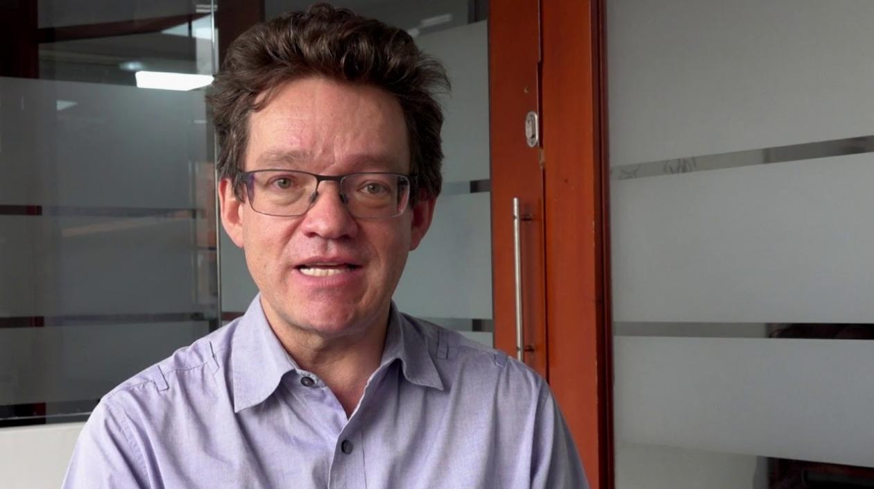 Alejandro Valencia, de la Comisión de la Verdad.