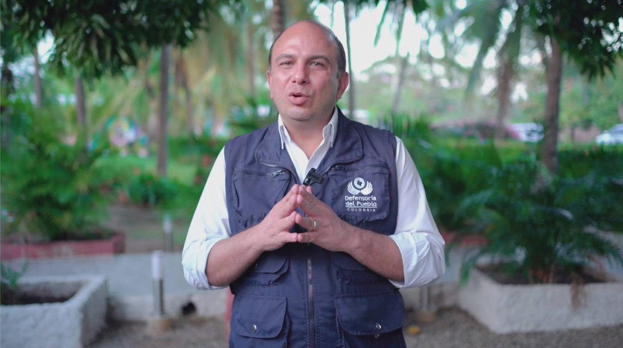 El Defensor del Pueblo, Carlos Camargo.