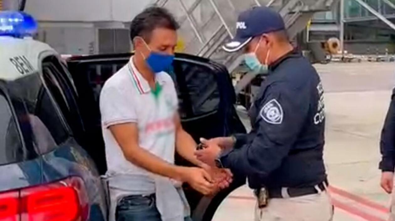 Luis John Castro Ramírez, alias ‘El Zarco’, a su llegada tras ser extraditado.