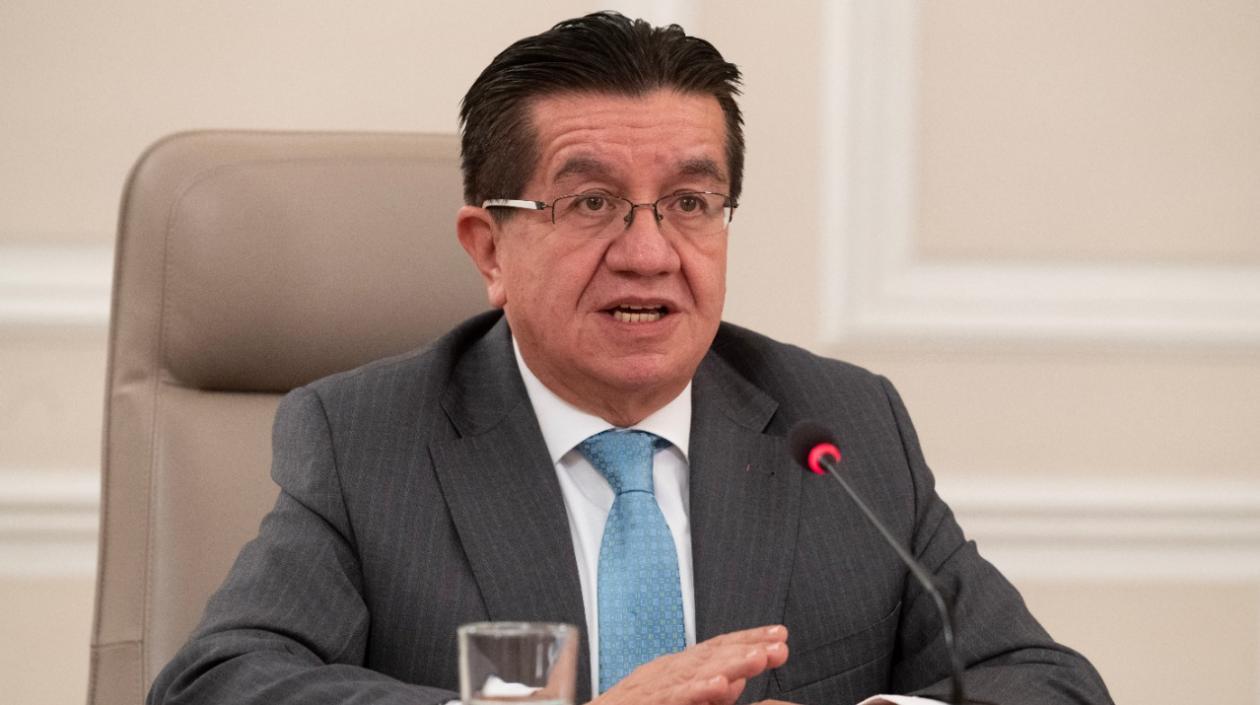 El Ministro de Salud, Fernando Ruiz.