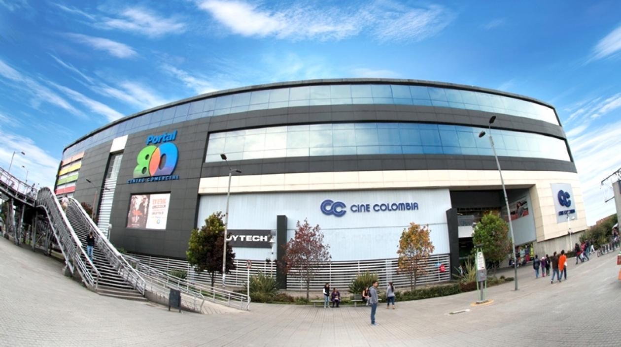 Centro Comercial Portal de la 80, en Bogotá.