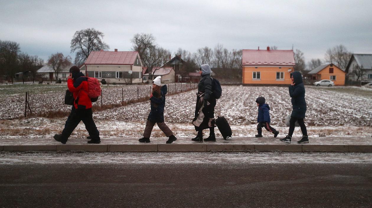 Imagen de una familia ucraniana.