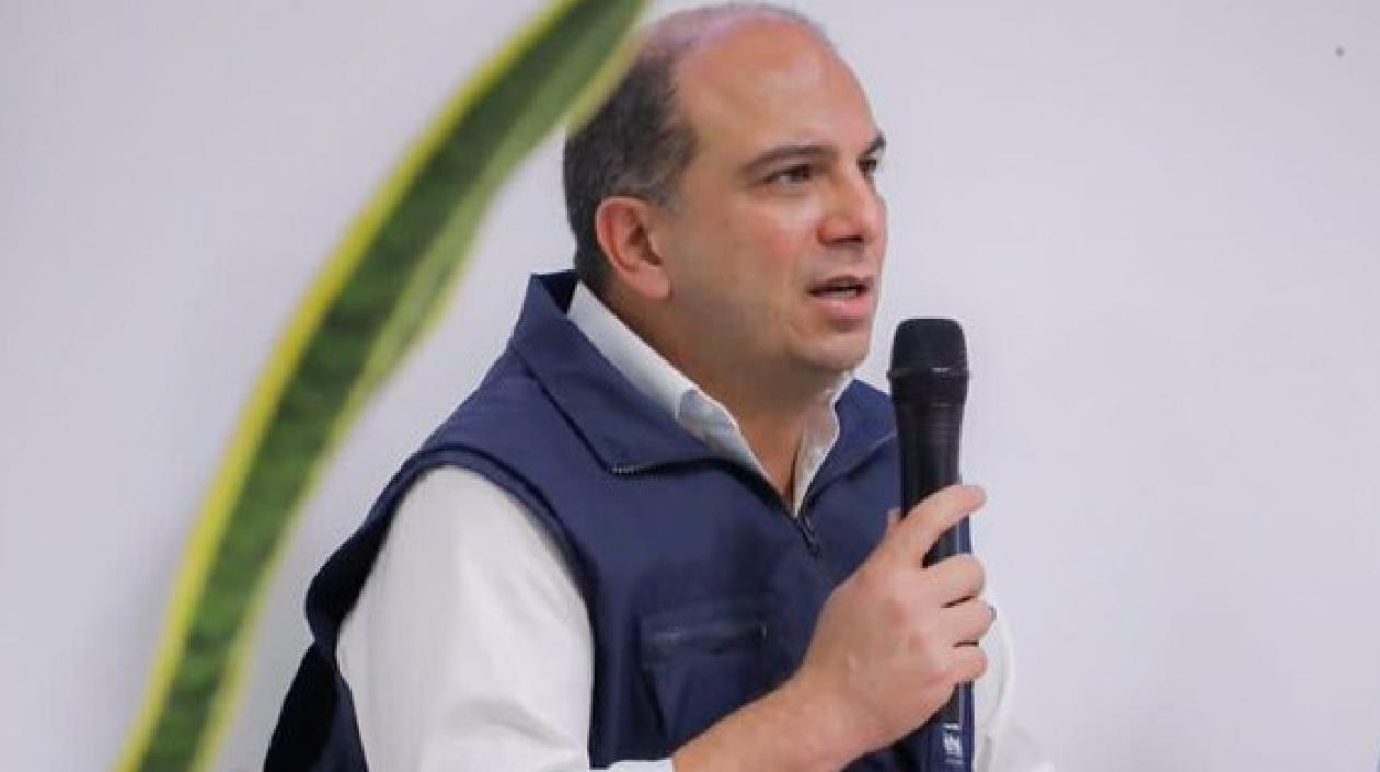 Carlos Camargo, Defensor del Pueblo.