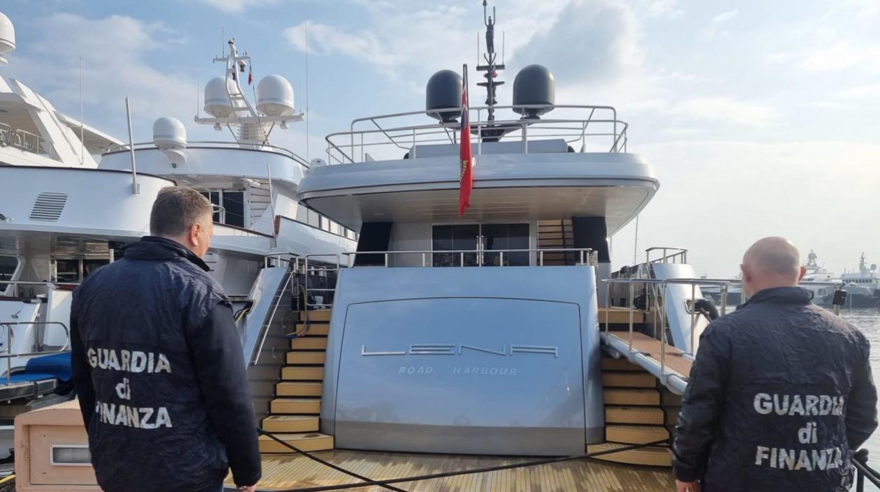 Uno de los bienes incautados.