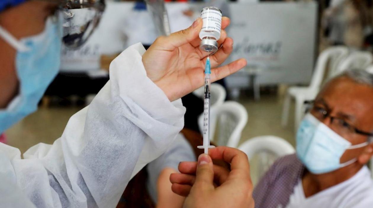 33.874.177 colombianos tienen las dos dosis de vacunas contra el Covid-19.