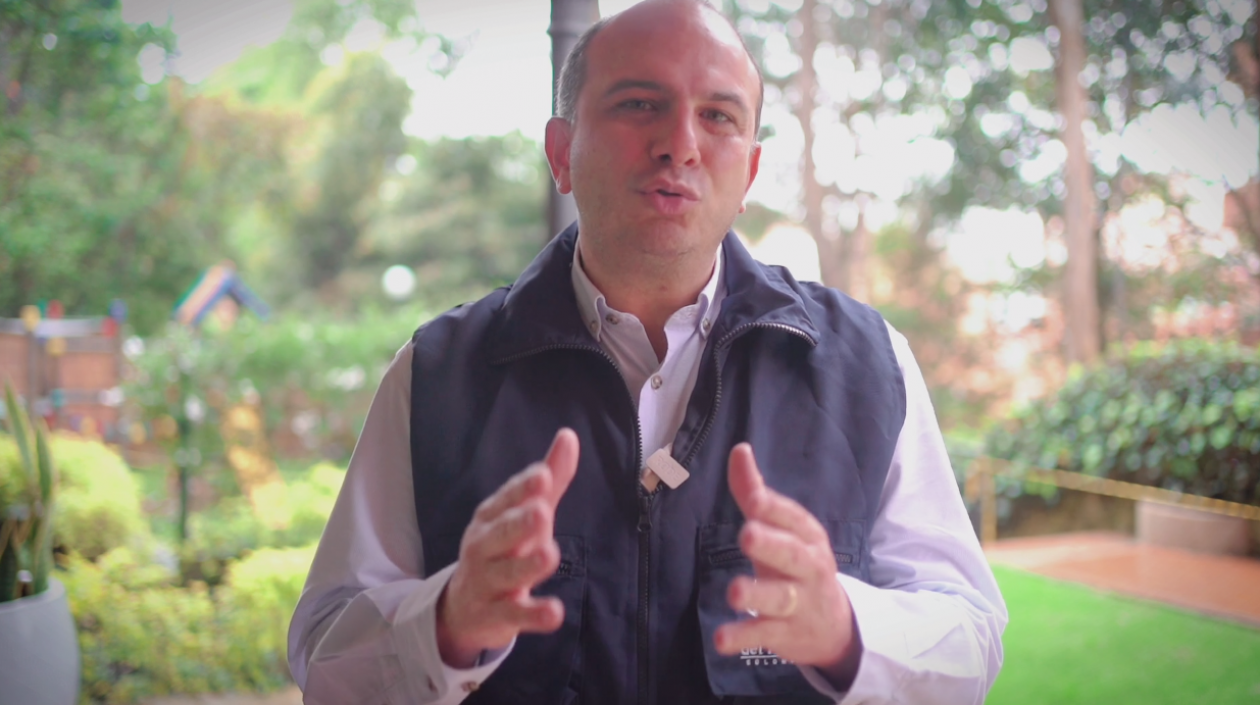 El Defensor del Pueblo, Carlos Camargo.