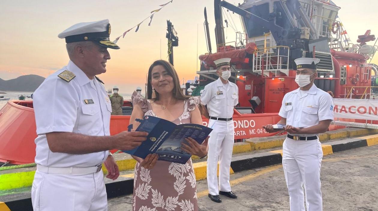 Entrega de las matrículas.