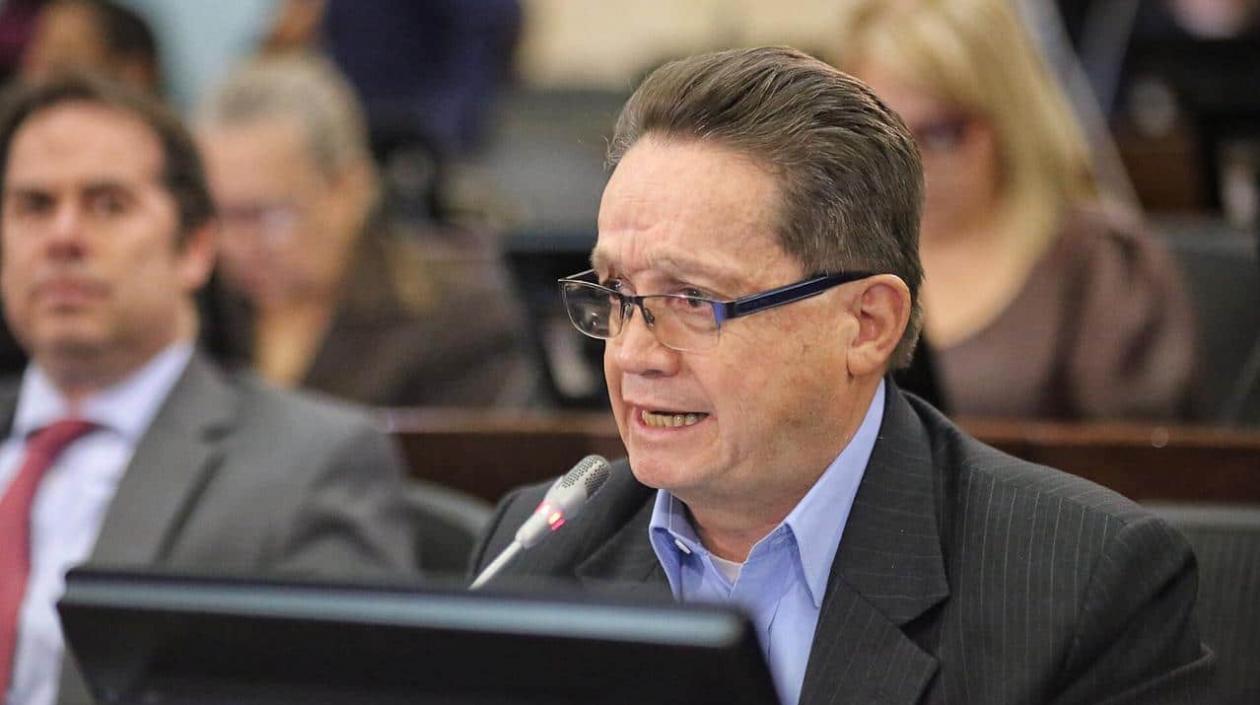 Guillermo García Realpe, senador.