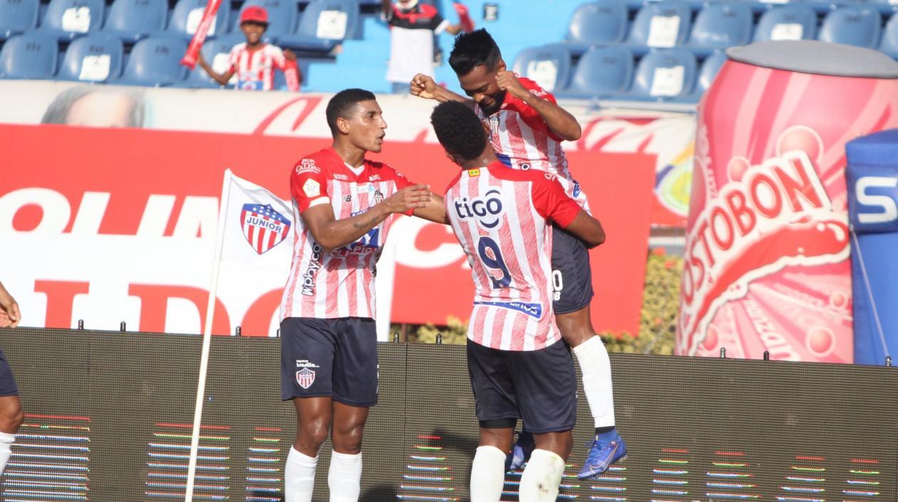 Miguel ángel Borja y Luis González comandarán el taque rojiblanco. 