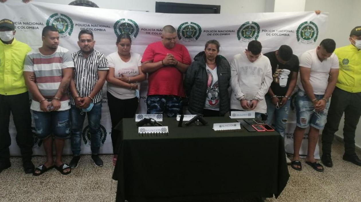 Los capturados fueron puestos a disposición de la Fiscalía. 