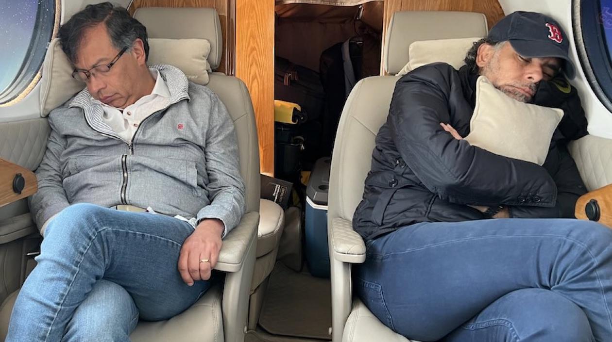 Gustavo Petro cerrando campaña con Armando Benedetti.