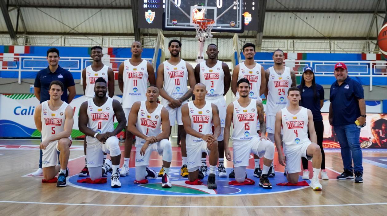 Titanes en el coliseo Evangelista Mora de Cali. 