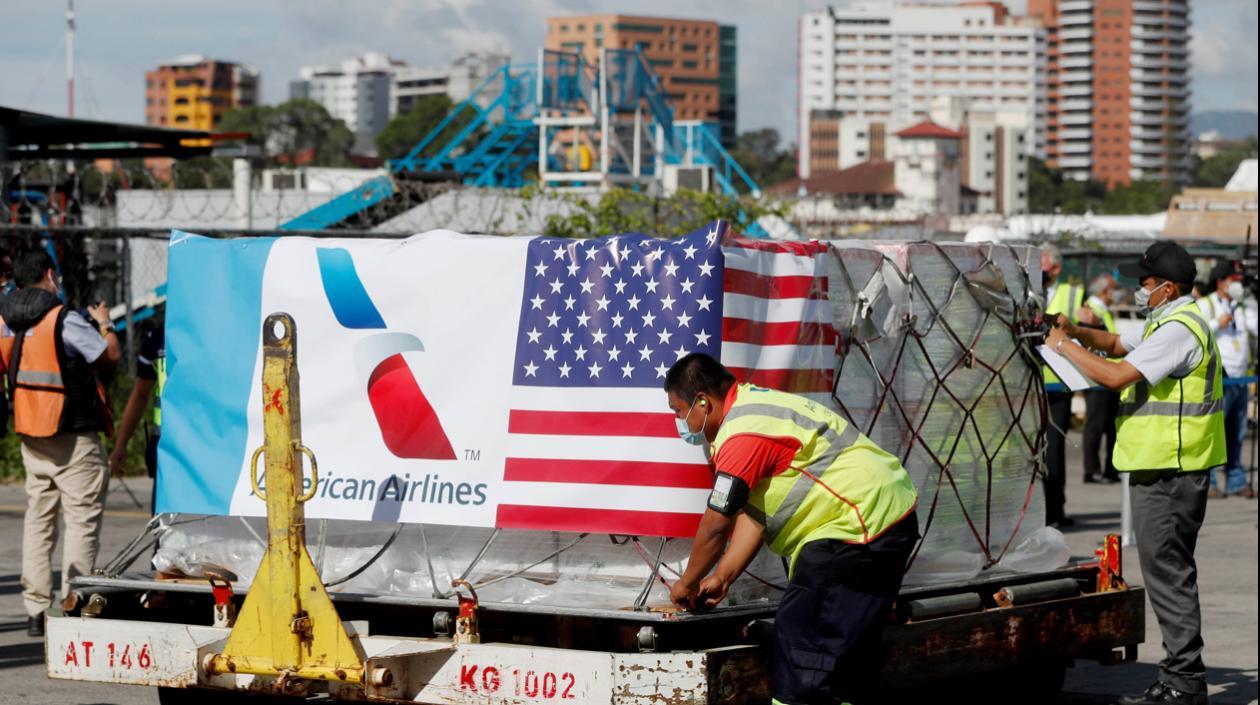 Cargamento de tres millones de dosis de vacunas contra el Covid-19 donadas por Estados Unidos a Guatemala.