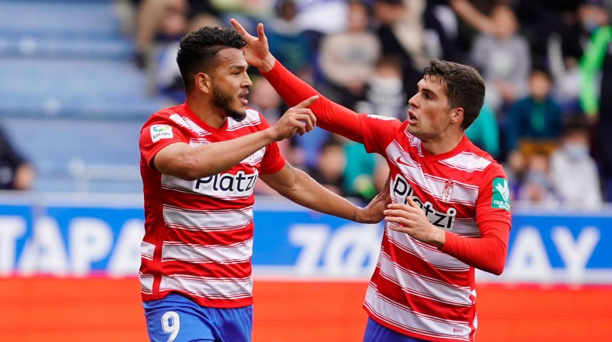 Luis Suárez celebra el gol de la victoria. 