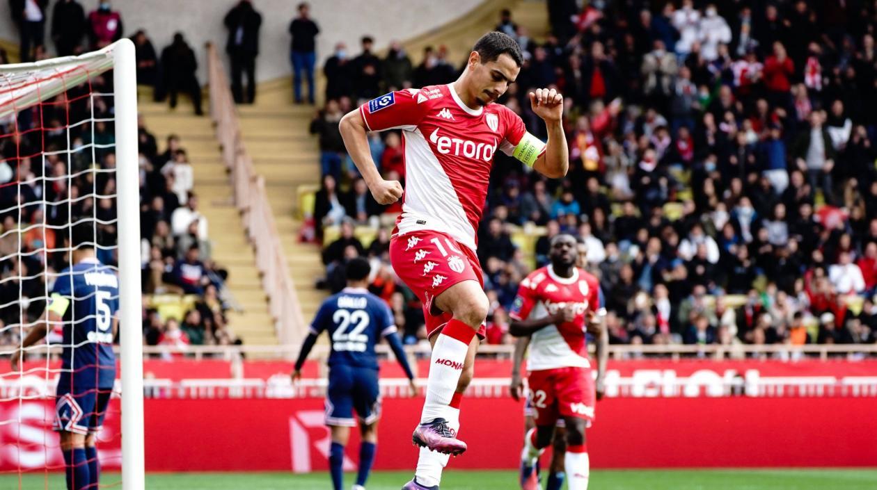 Wissam Ben Yedder celebra uno de sus goles. 