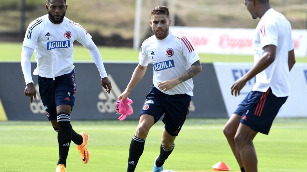 Miguel Ángel Borja, Gustavo Cuéllar y Harold Preciado en un entrenamiento tricolor.