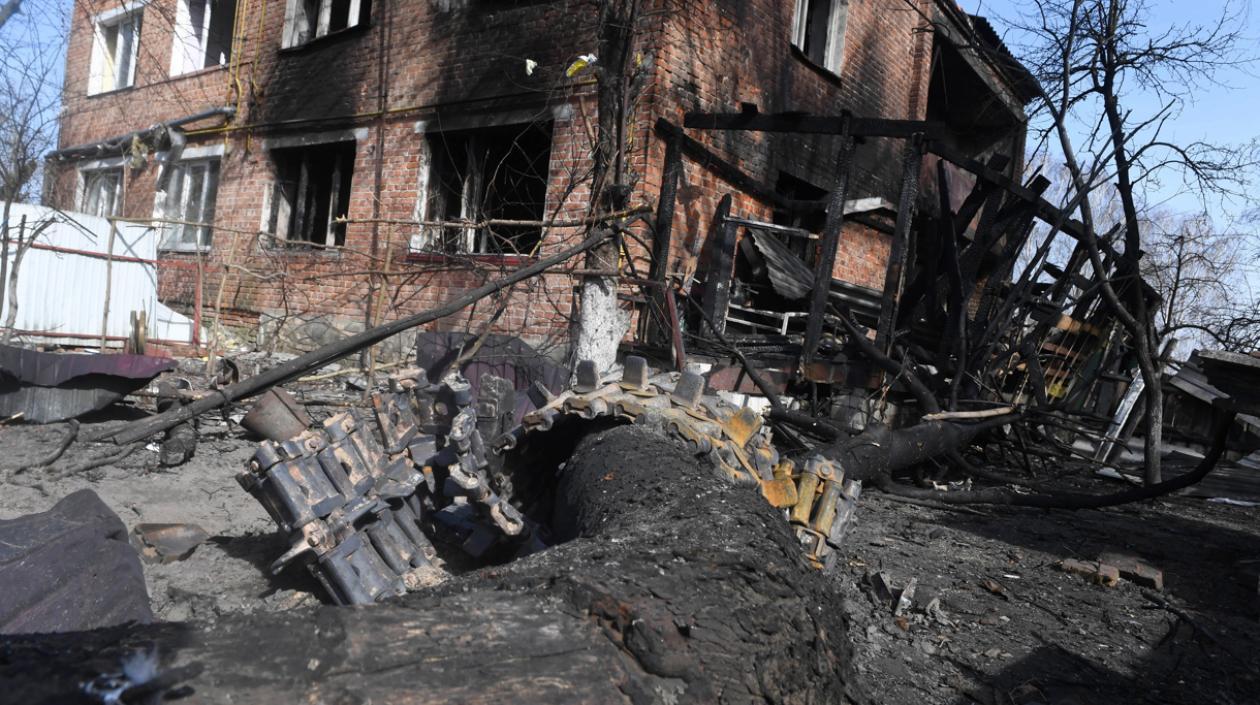 Chernígov. Así quedó un vivienda tras ataque de los rusos.