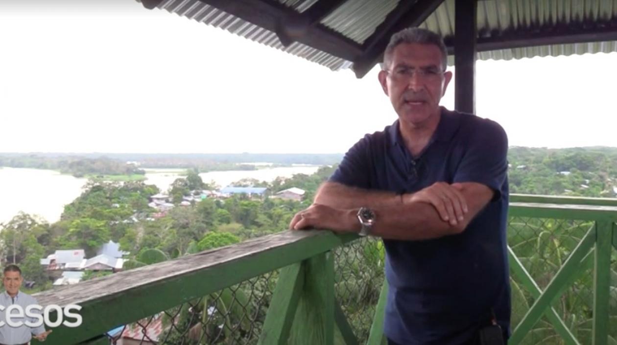 Jorge Cura en Puerto Nariño, Amazonas.