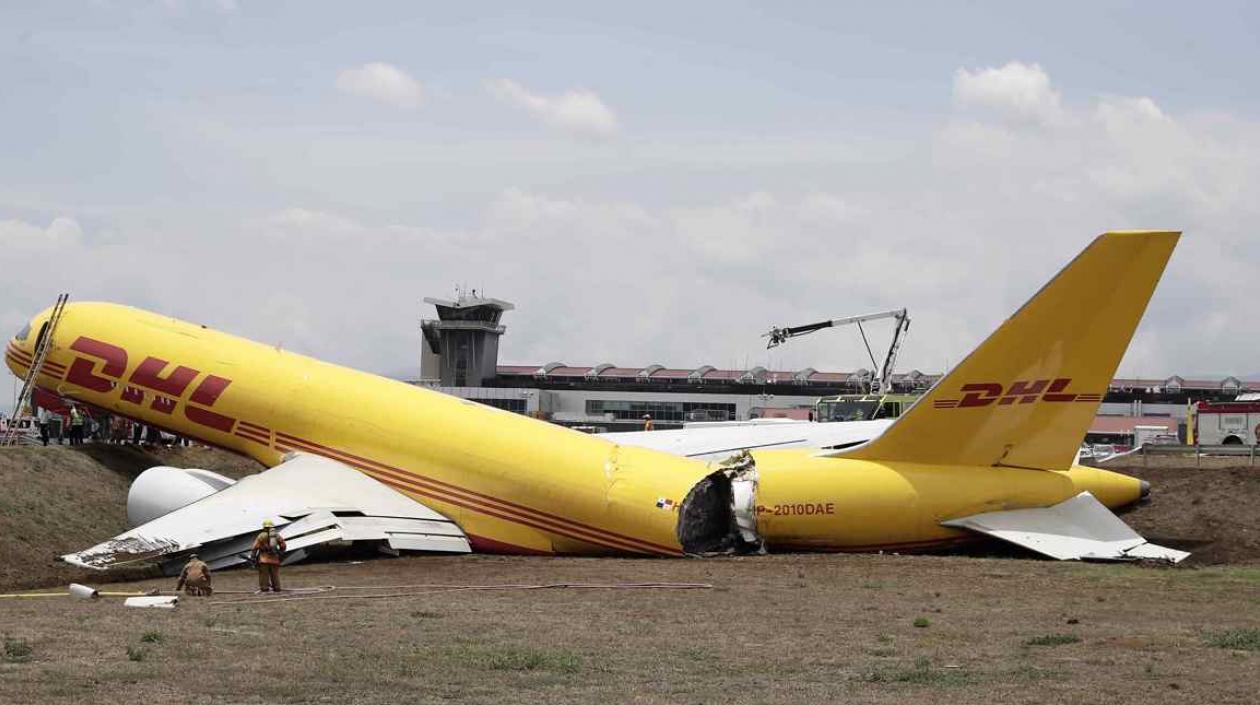 Avión de DHL accidentado en Costa Rica.